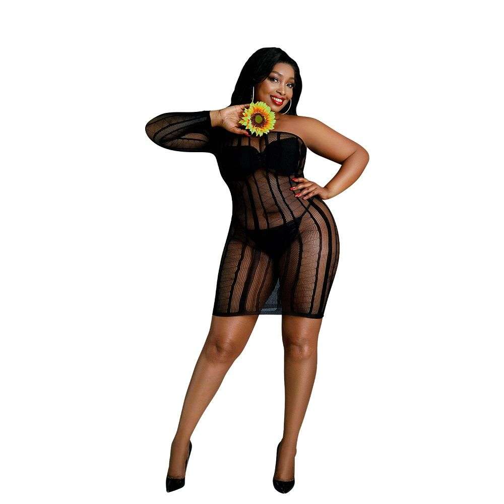 n12131-moonlight-black-stripe-minidress-plus-size-1