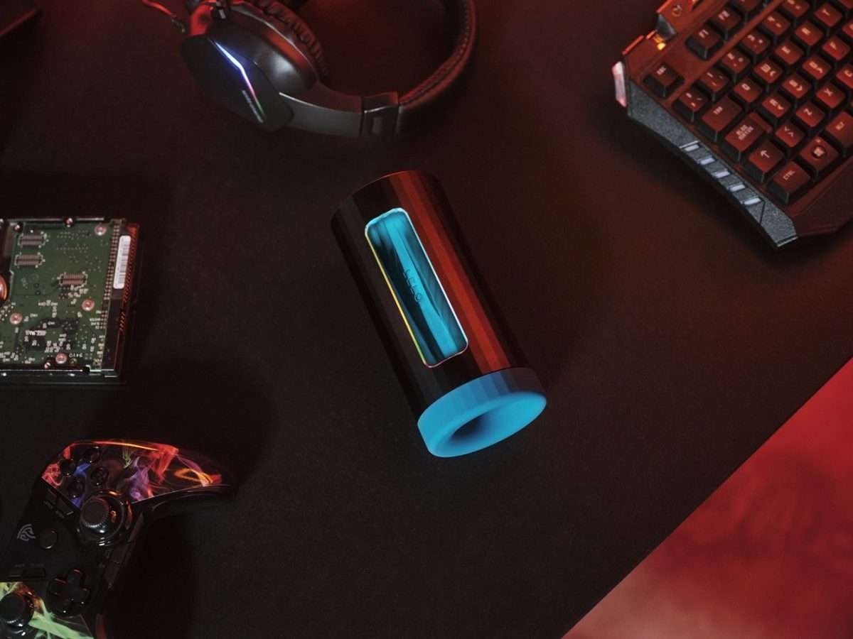 n12482-lelo-f1s-v3-aiinteractive-male-masturbator-blue-5